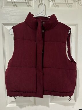 Ci Sono Burgundy Quilted Padded Vest with Cream Faux Fur Lining